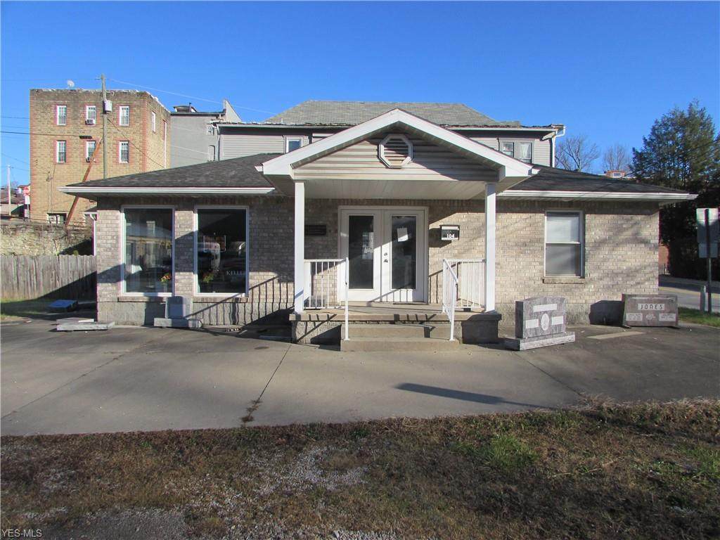104 Myles Ave - Photo 1