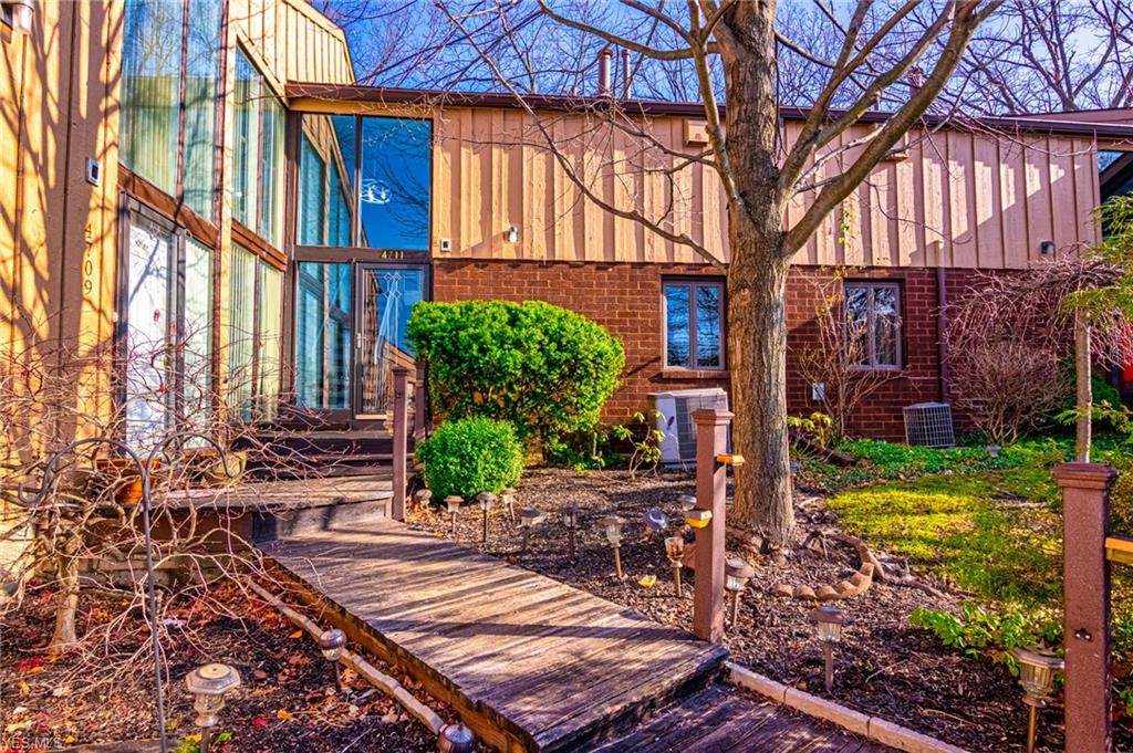 4711 Greenbriar Lane - Photo 1