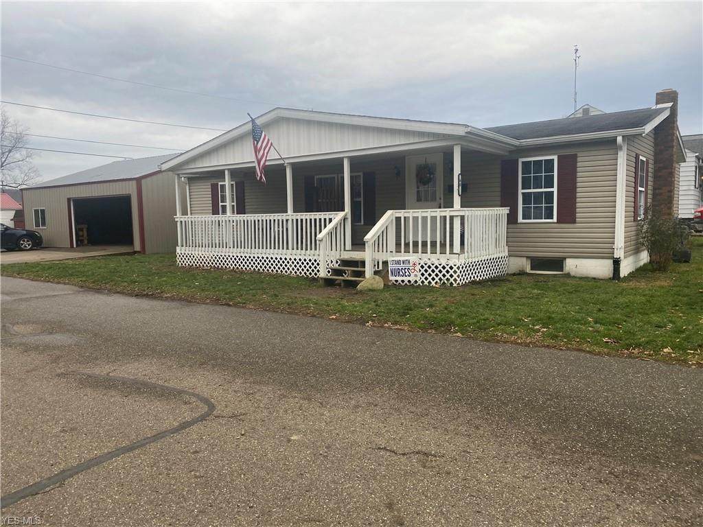 601 Wood Avenue - Photo 1