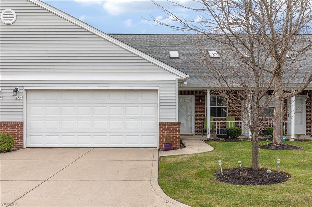675 Creek Drive - Photo 1