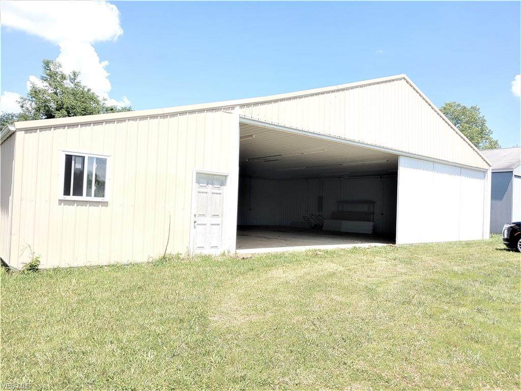 67701 Oldham Road - Photo 1