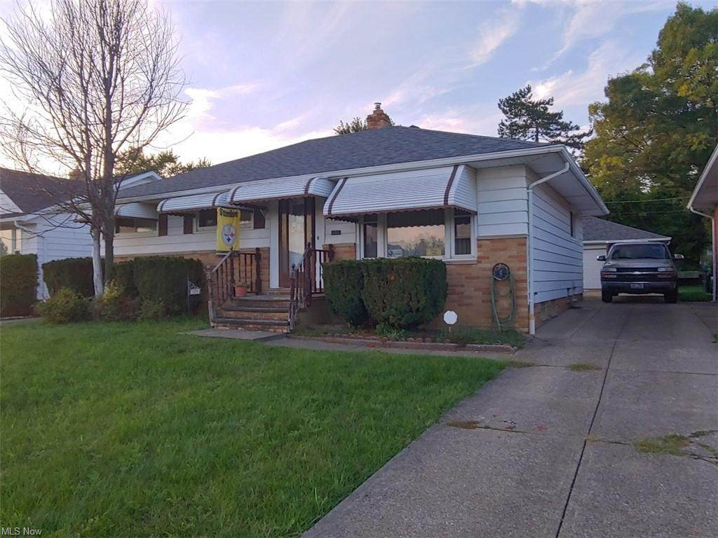 15501 Shirley Avenue - Photo 1