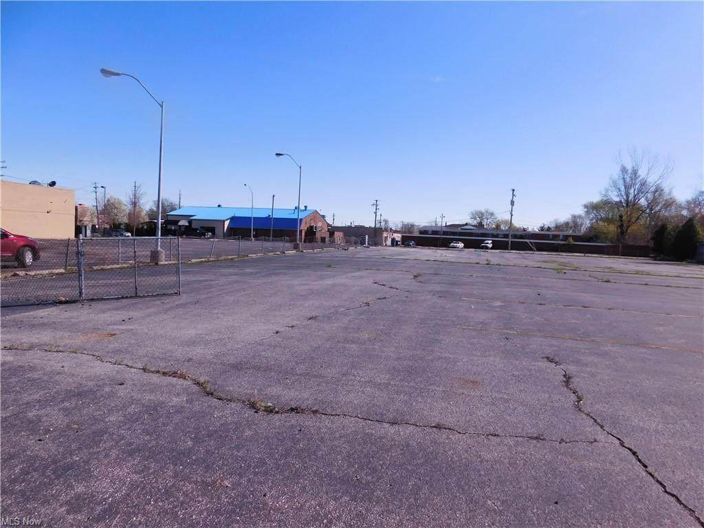 Pearl Road - Photo 1