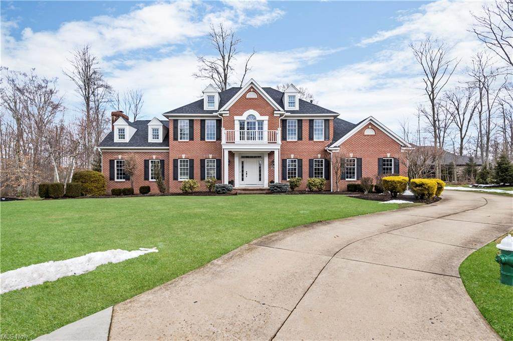 570 Oakmont Lane - Photo 1