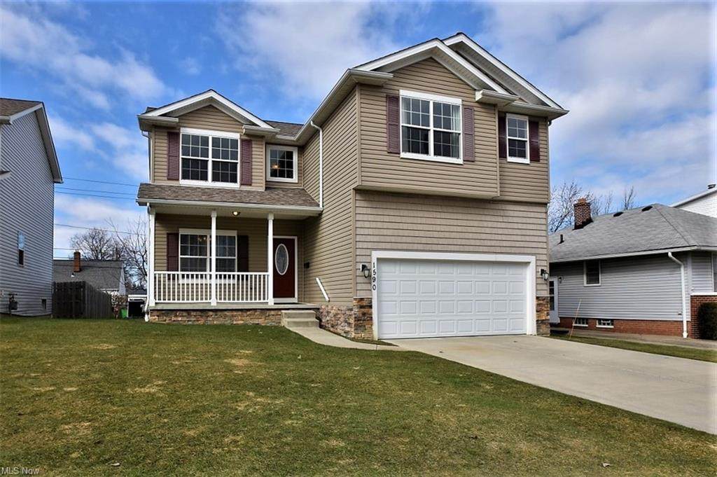 1590 Fruitland Avenue - Photo 1