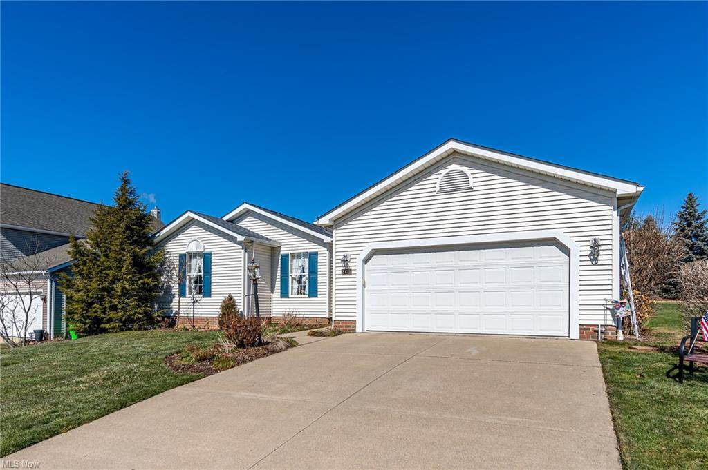 2175 University Drive - Photo 1