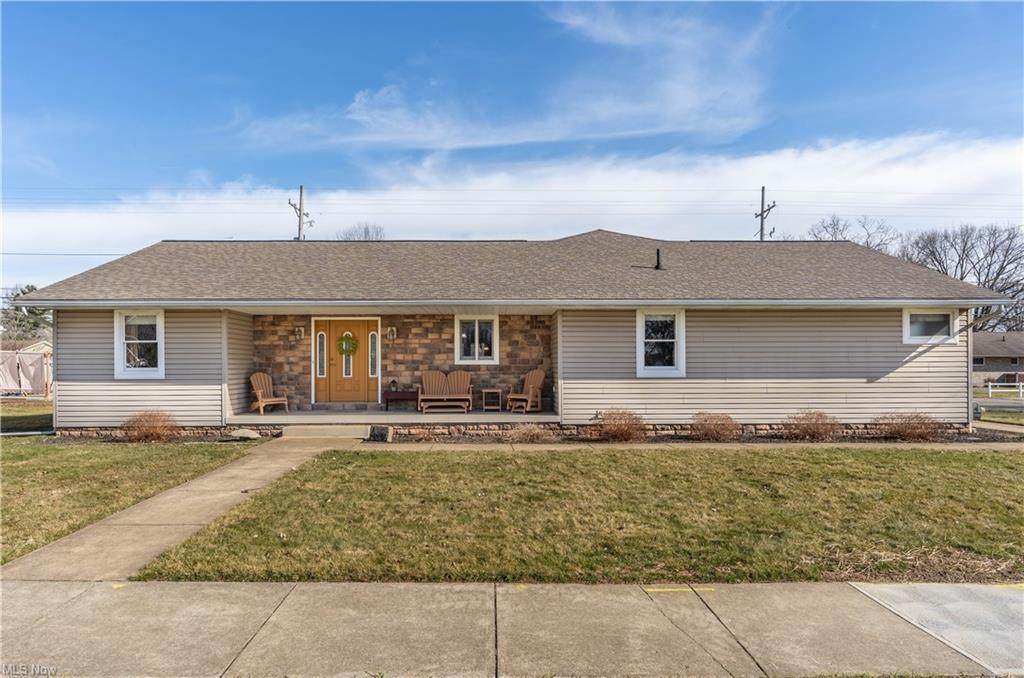 409 Poplar Street - Photo 1