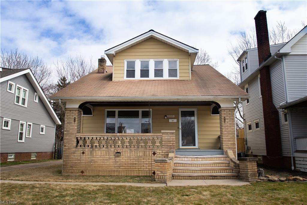 3957 162 Street - Photo 1