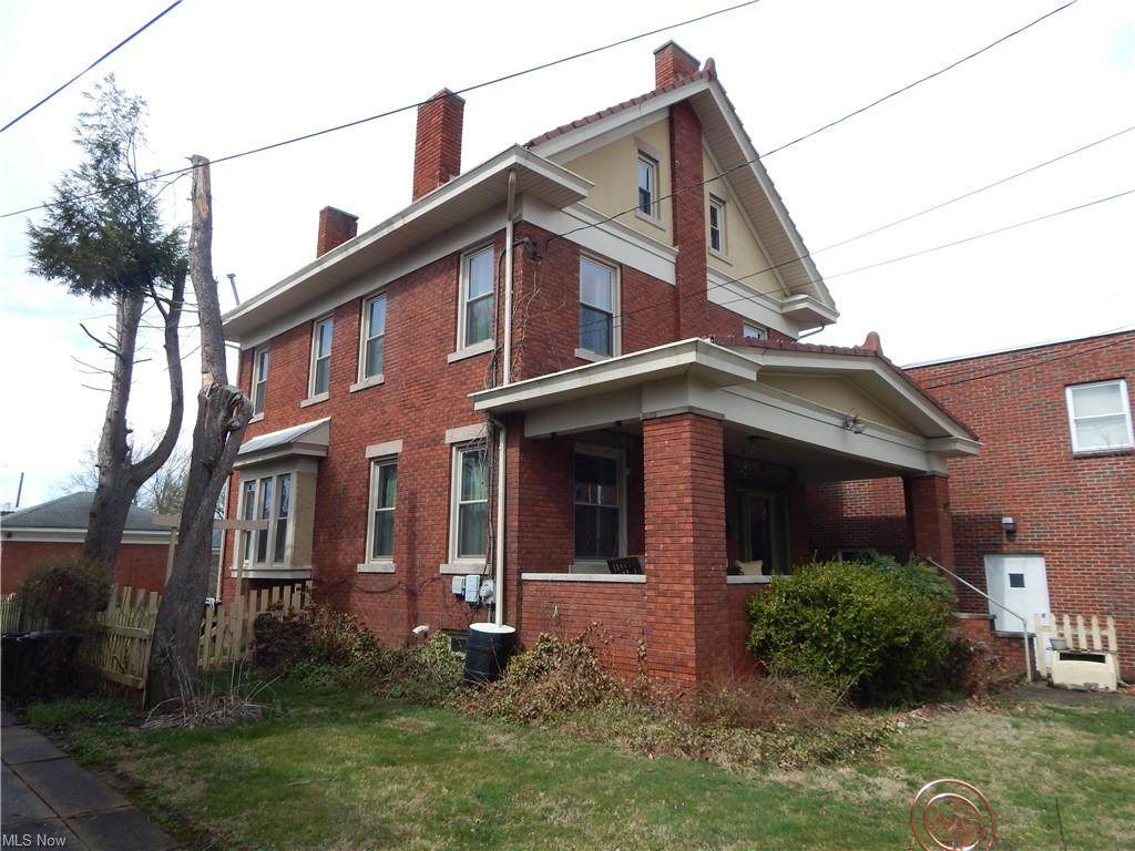 1809 Pearcy Avenue - Photo 1