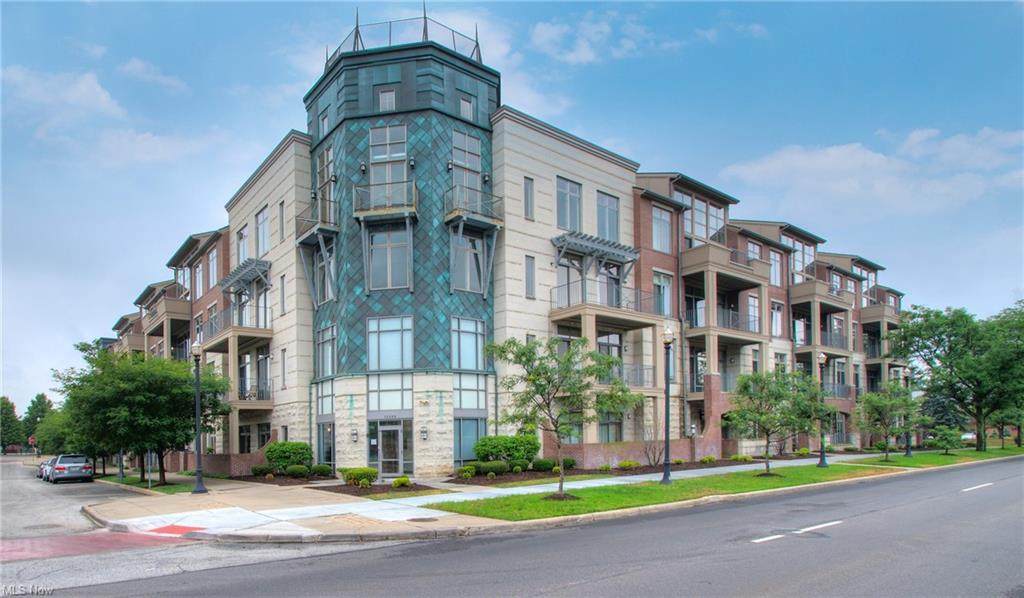 16800 Van Aken Boulevard - Photo 1