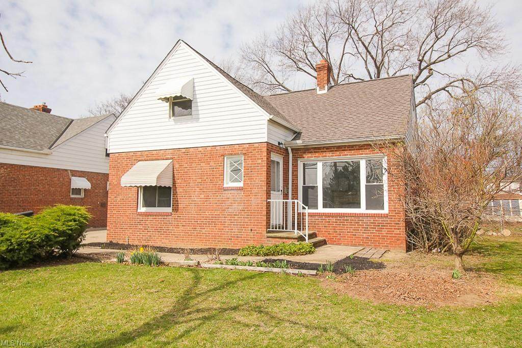29609 Lake Shore Boulevard - Photo 1
