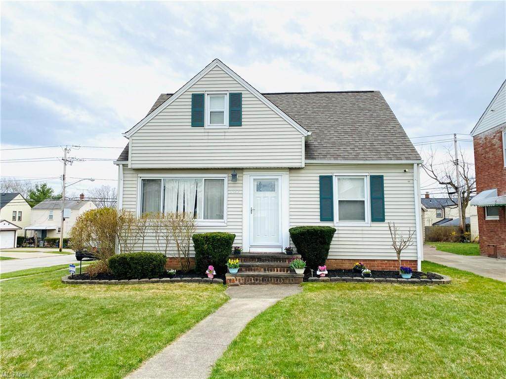 20616 Hillgrove Avenue - Photo 1