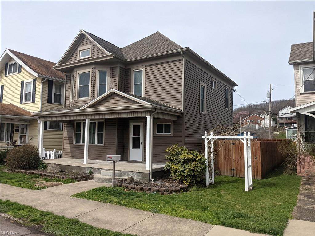 3951 Leona Avenue - Photo 1