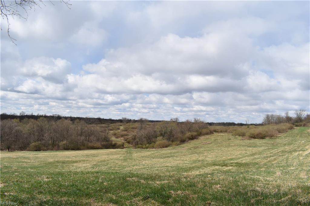 1320 Township Road 242 - Photo 1