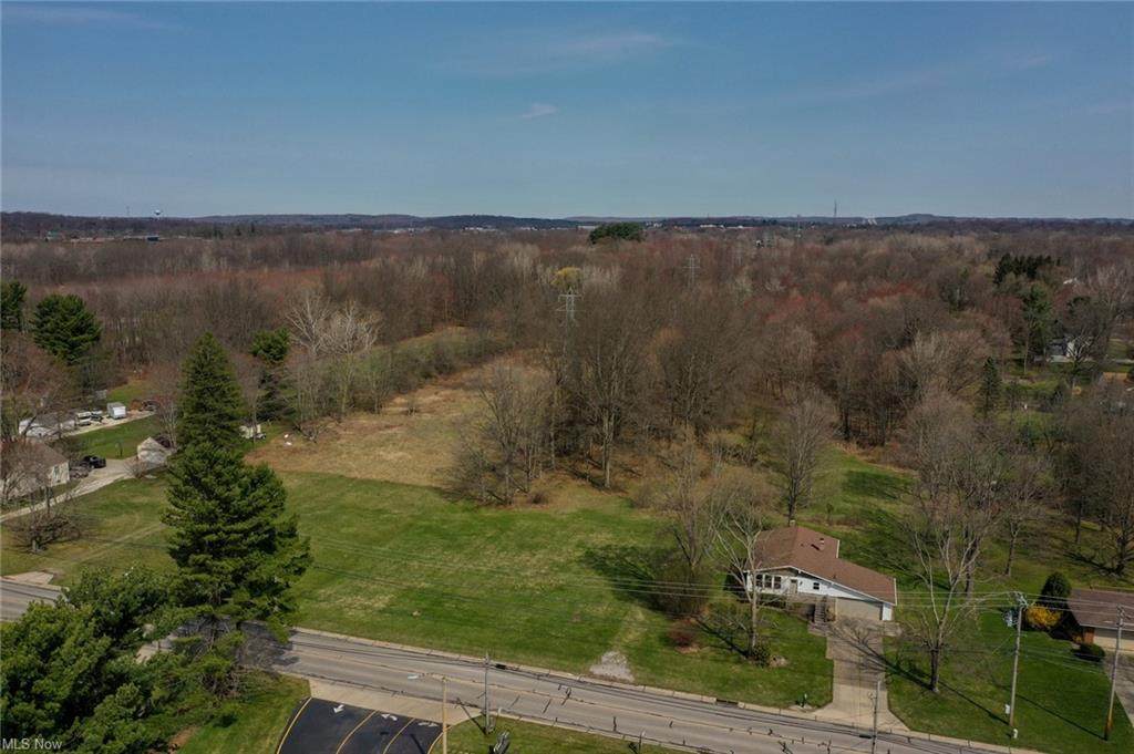 3201 Ridgewood Road - Photo 1