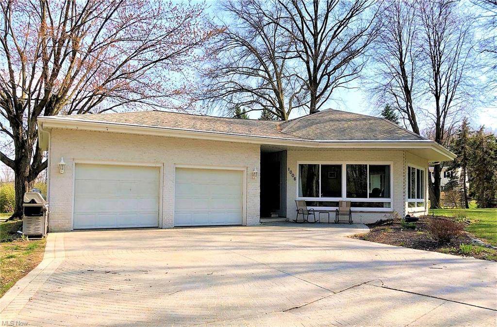 1006 Apple Orchard Lane - Photo 1