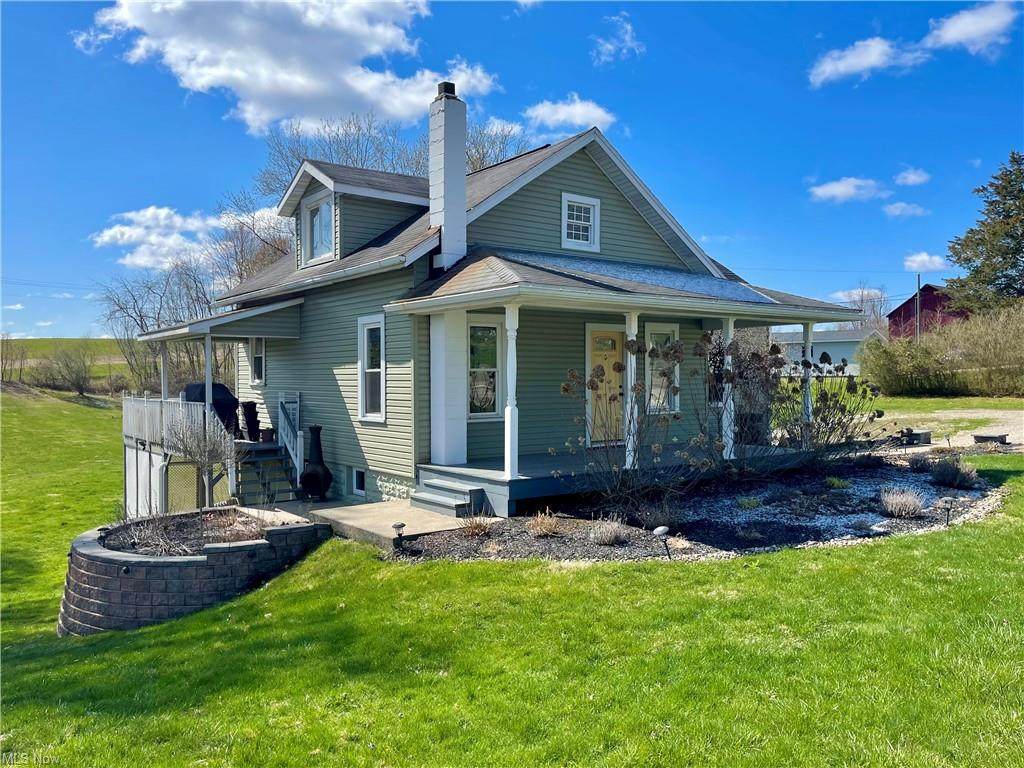 4590 East Pike - Photo 1