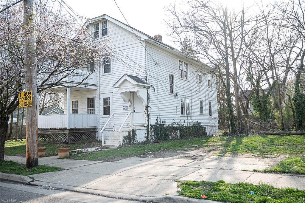 578 Hoye Avenue - Photo 1