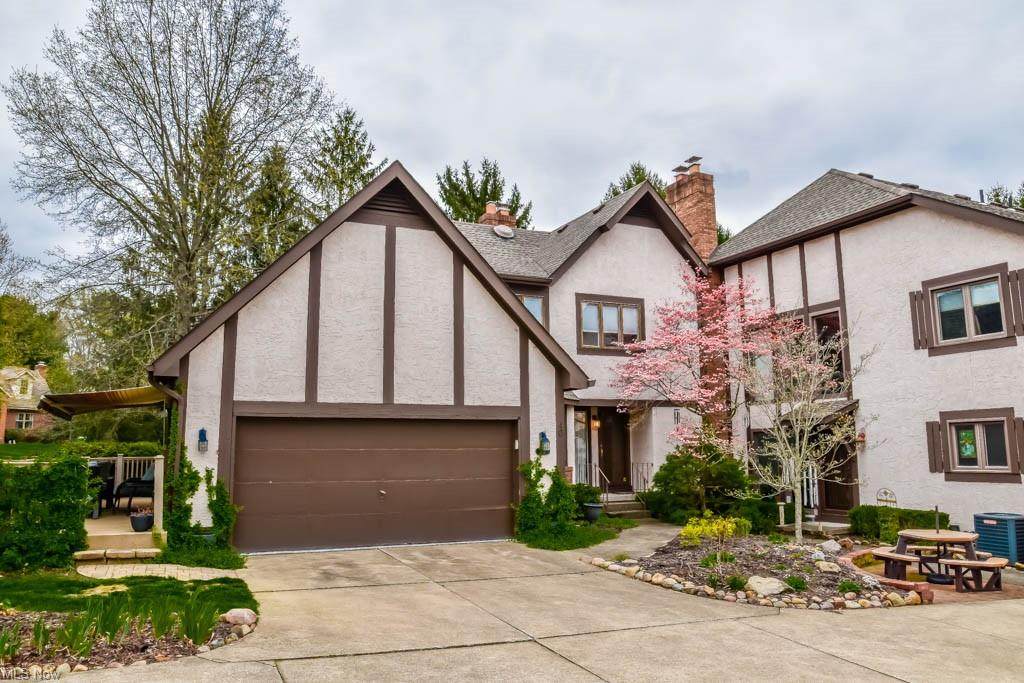 40 Bentley Drive - Photo 1
