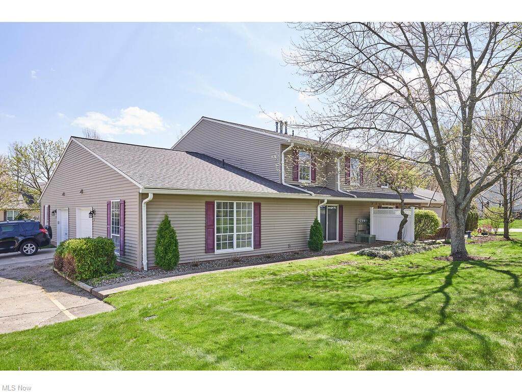 4914 Independence Circle - Photo 1