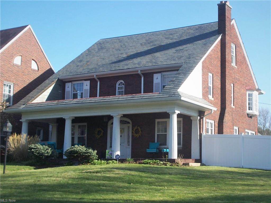 1435 22nd Street - Photo 1