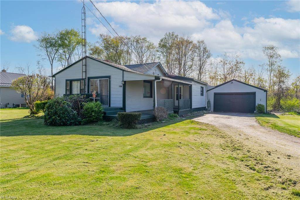 3598 Woodbine Avenue - Photo 1