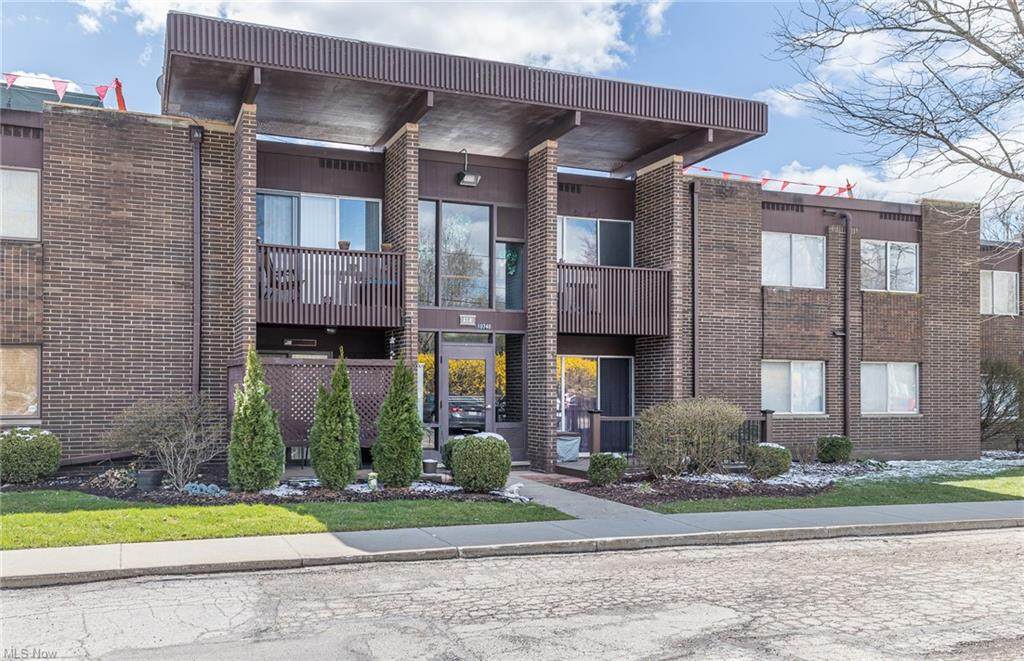 10740 Valley View Road - Photo 1