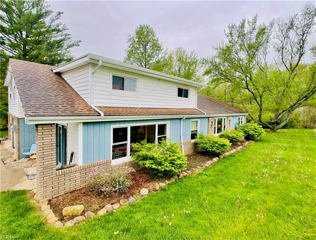 23327 Sprague Road - Photo 1