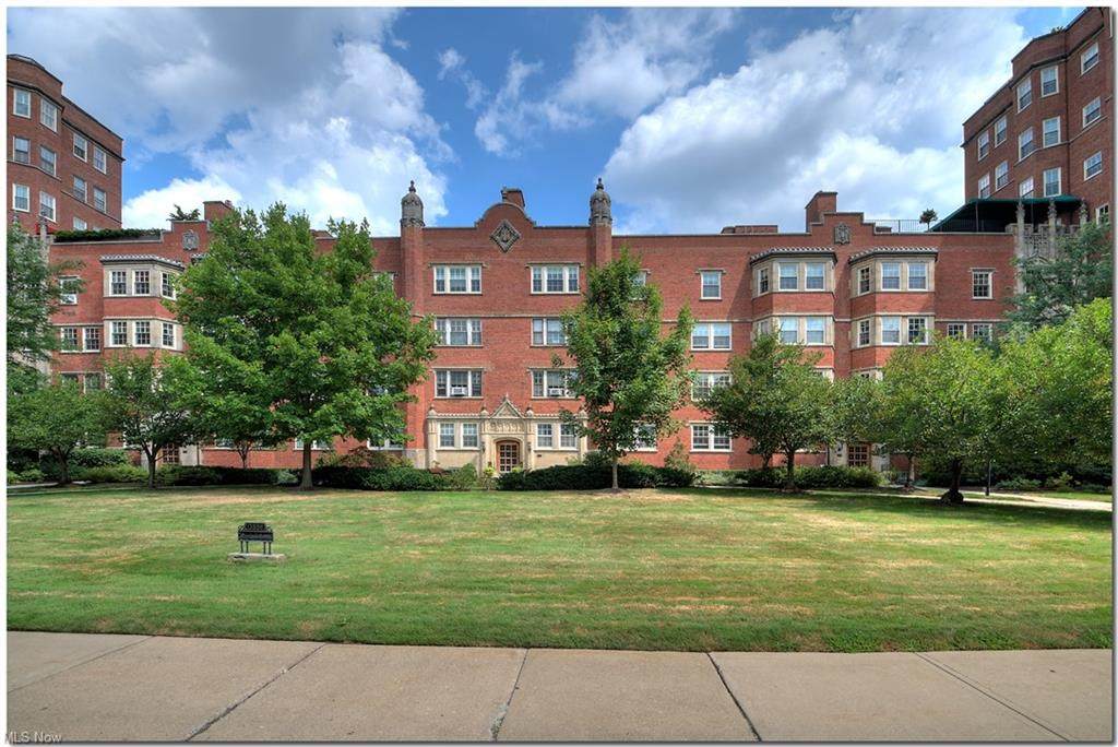 13415 Shaker Boulevard - Photo 1