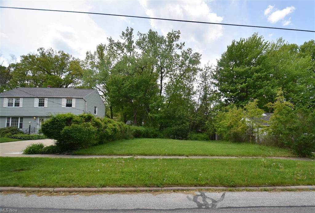 Greenvale Road - Photo 1