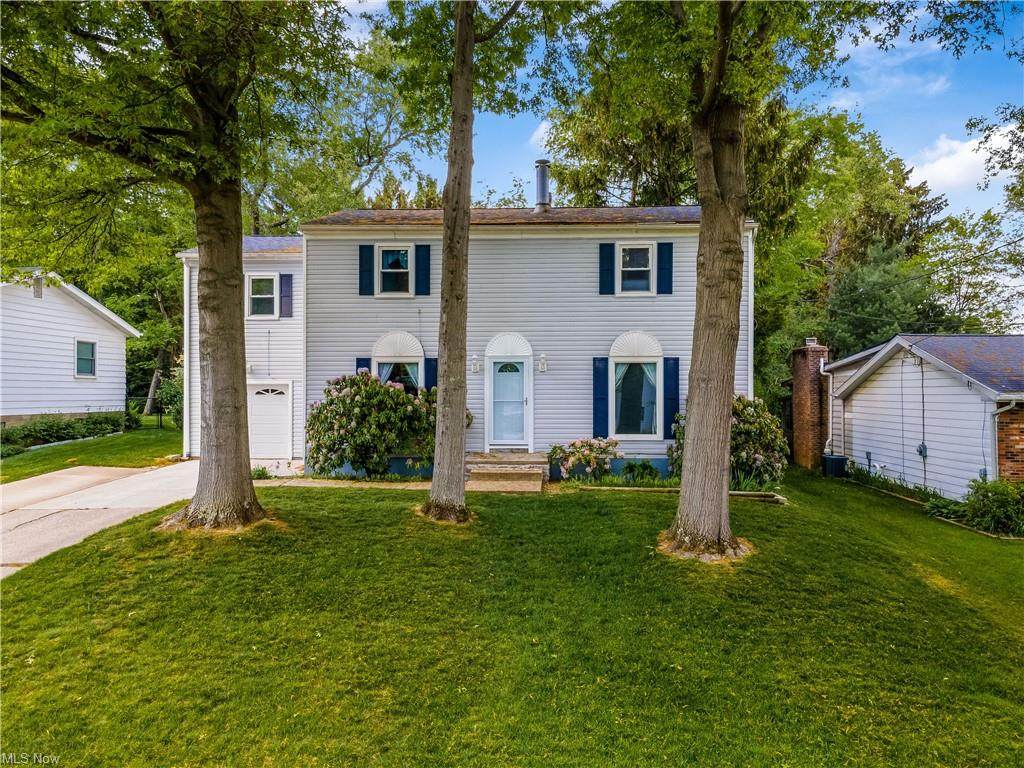 2531 Barrington Road - Photo 1