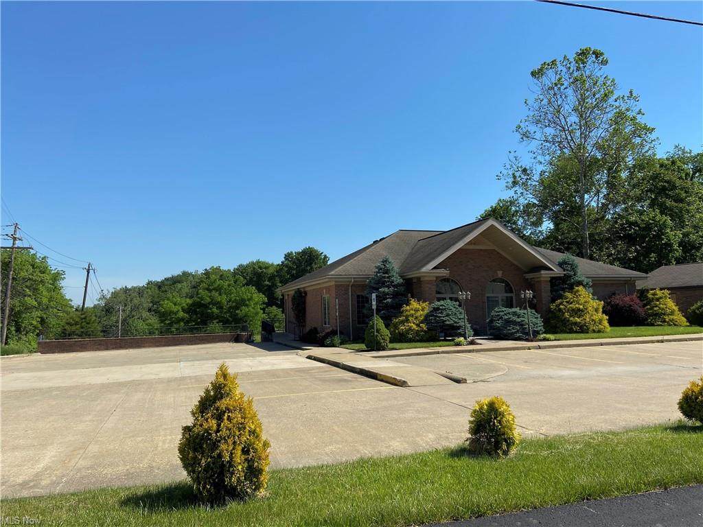 1454 Clark Street - Photo 1