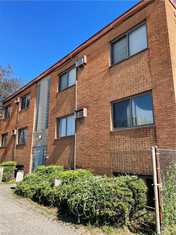 3250 49th Street - Photo 1