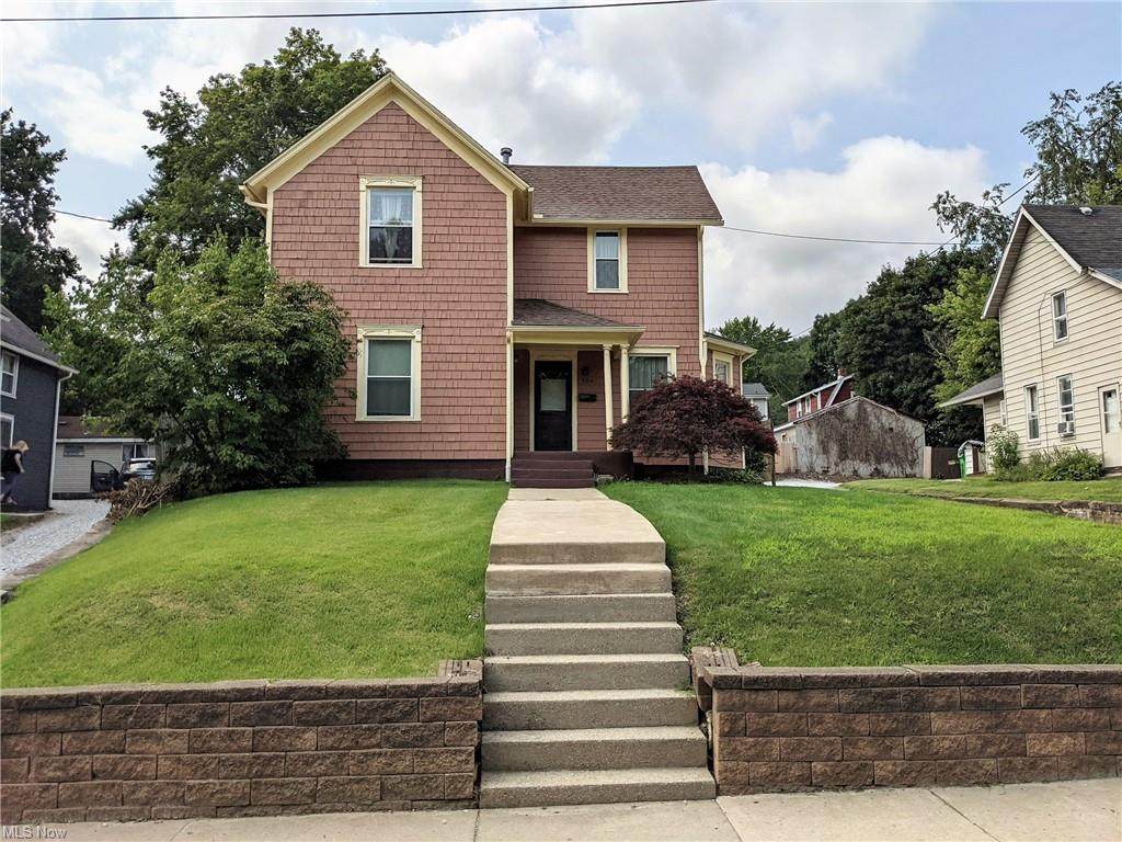 724 Wooster Road - Photo 1