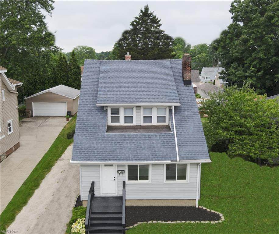 2562 6th Street - Photo 1