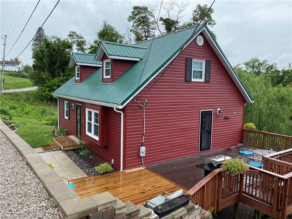 336 Township Road 381 - Photo 1