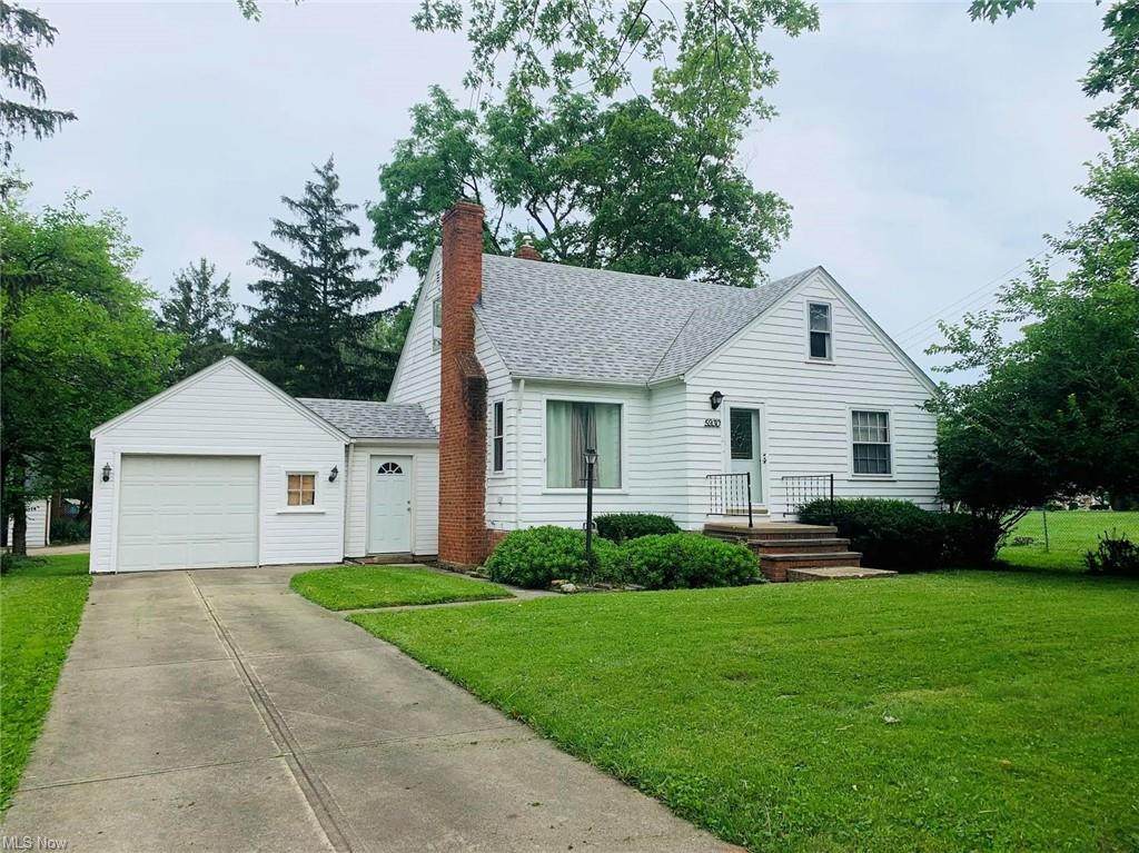 5930 Pearl Road - Photo 1