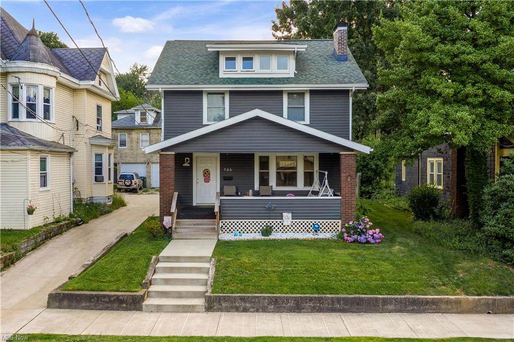 735 9th Street - Photo 1