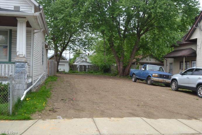 3284 43rd Street - Photo 1