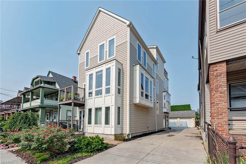 1918 120th Street - Photo 1