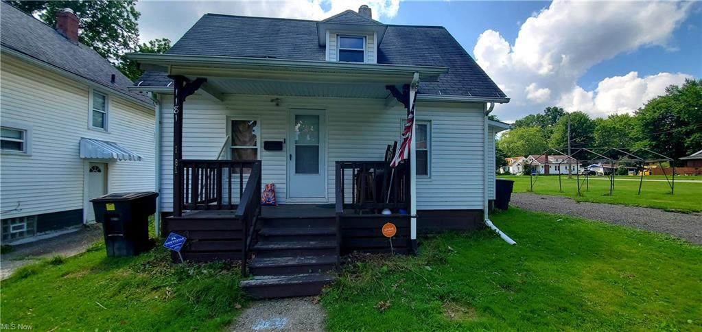 1181 Roberts Avenue - Photo 1