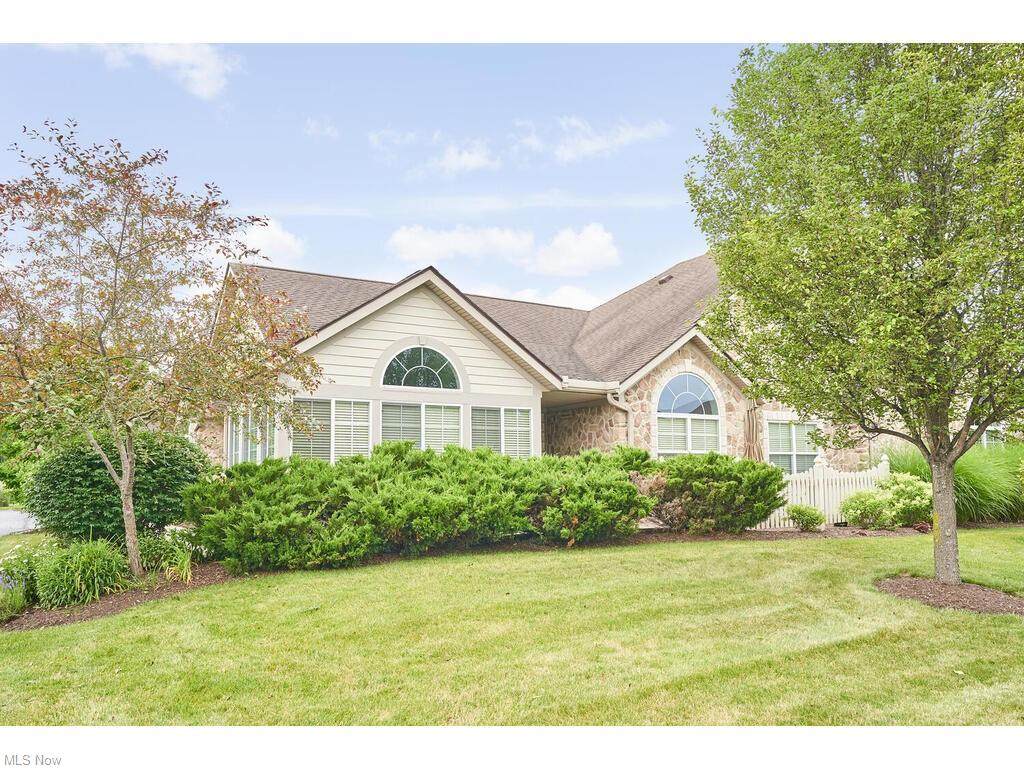 201 Arlington Drive - Photo 1