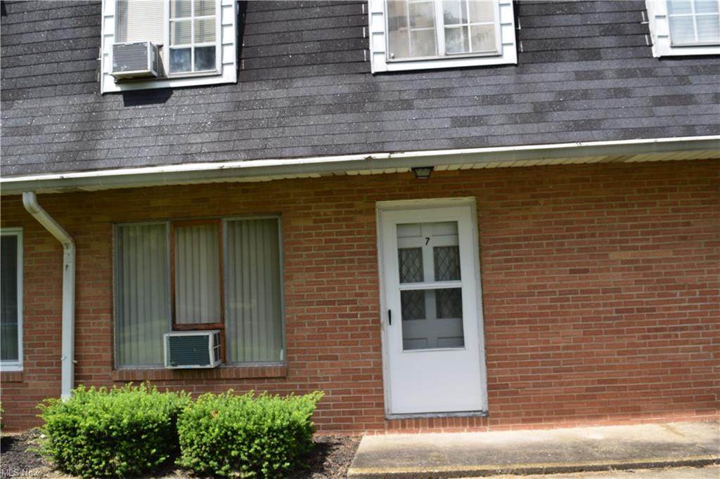 999 Renninger Road - Photo 1