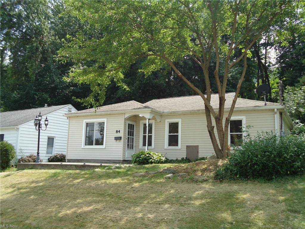 84 Robinwood Boulevard - Photo 1