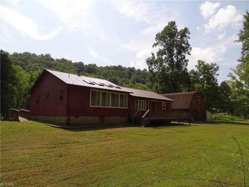 4386 Middle Island Creek Road - Photo 1