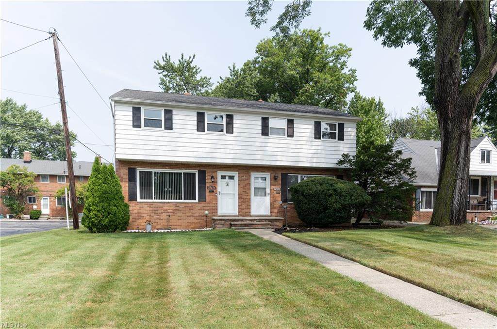 27673 Lake Shore Boulevard - Photo 1
