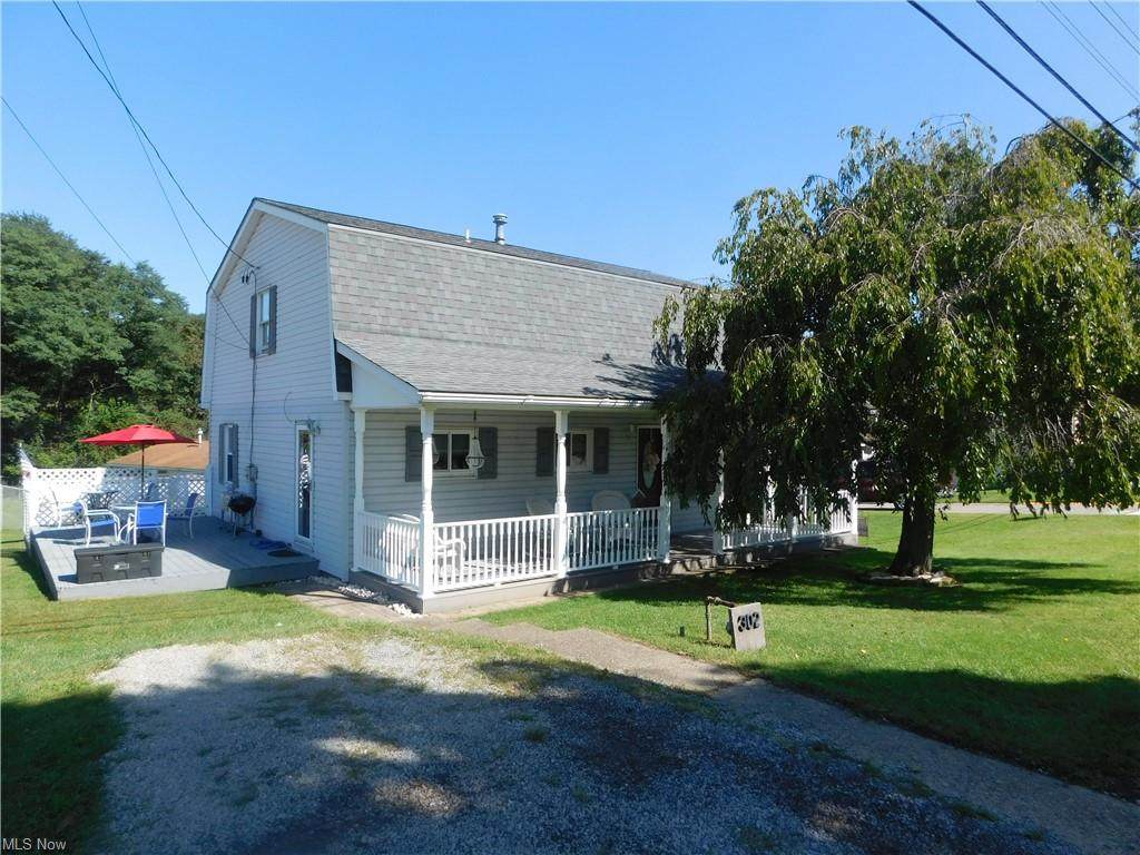 302 Marquette Avenue - Photo 1