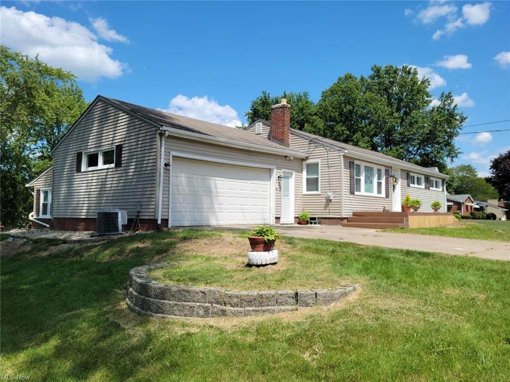 1107 Applegrove Street - Photo 1