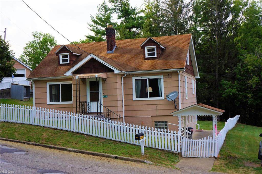 171 5th Street - Photo 1