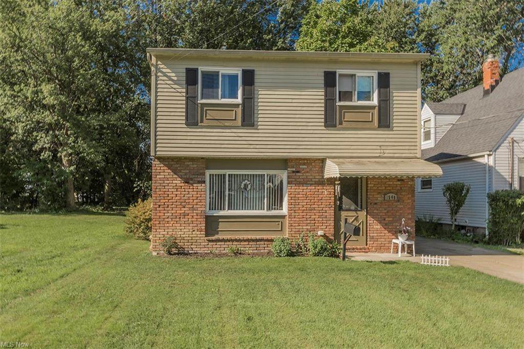 1540 298th Road - Photo 1
